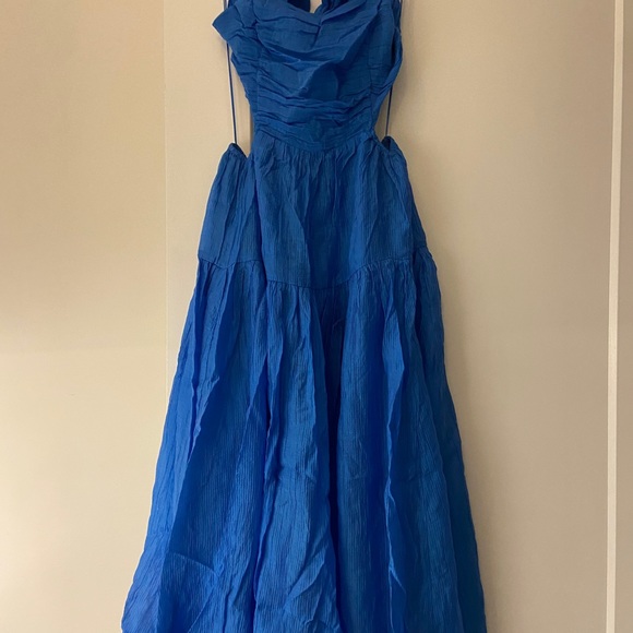 Shirred Tiered Cutout Back Tie Midi Dress from Moon River size large. - Picture 5 of 5